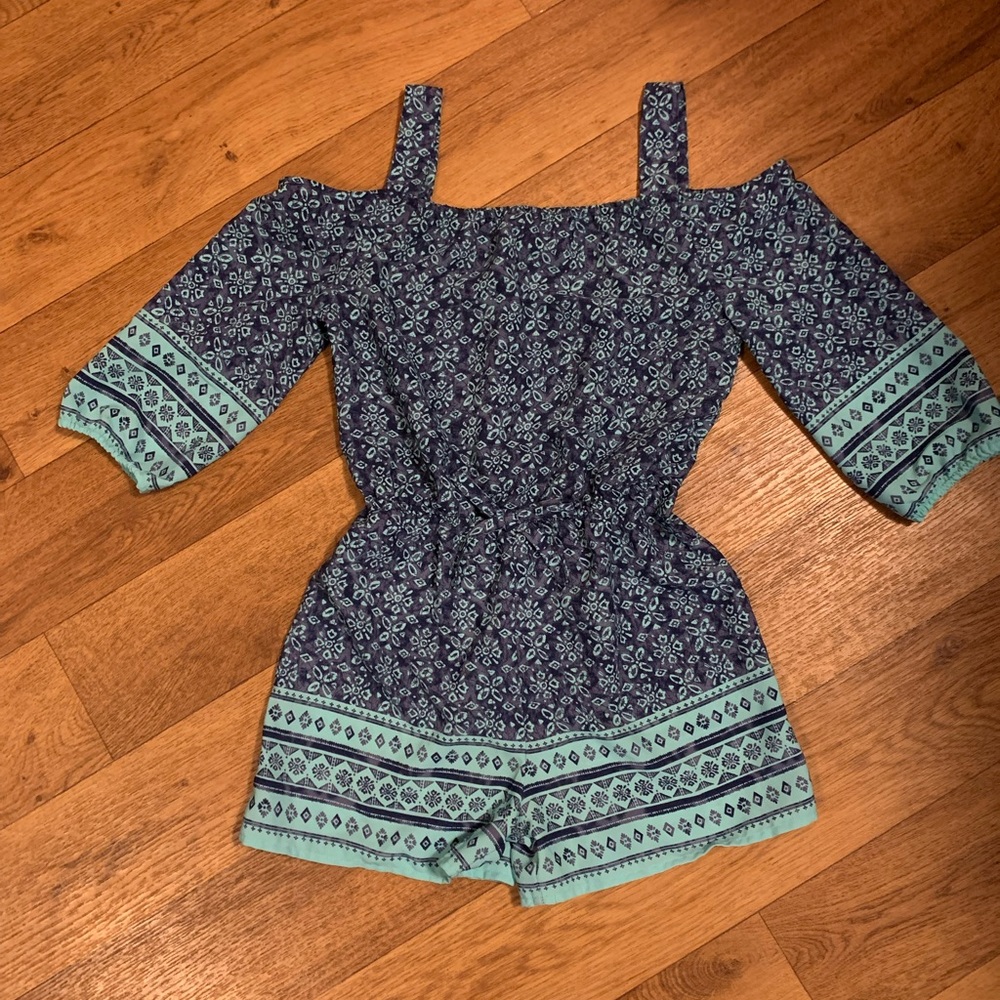 Girls cold shoulder Romper
